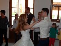 /album/svatebni-mejdan-29-04-2017-lhota-pod-libcany/dscn3478-800x600-jpg/